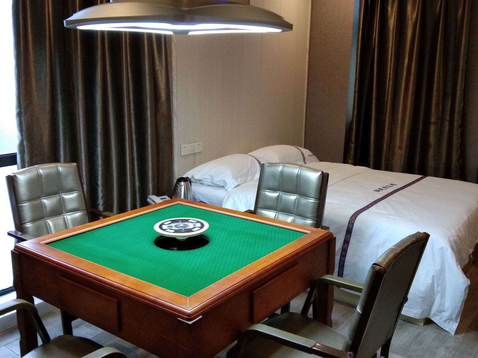 棋牌房