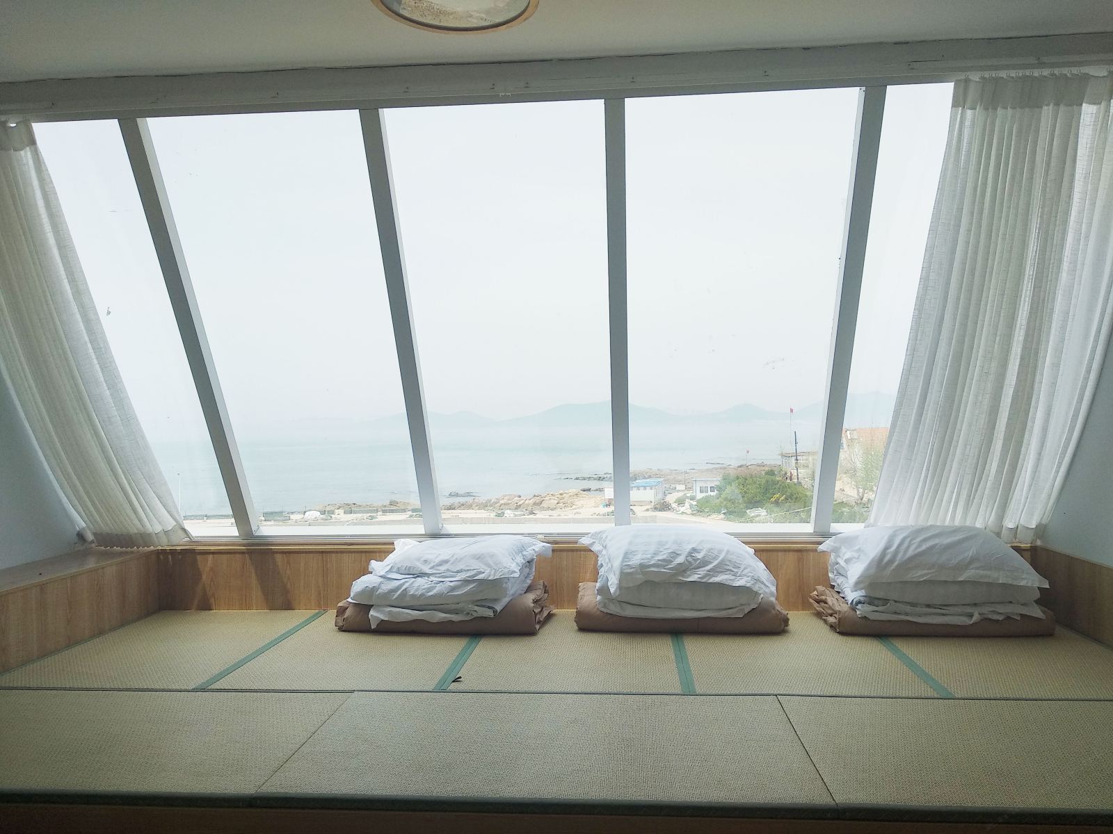 日式榻榻米海景房