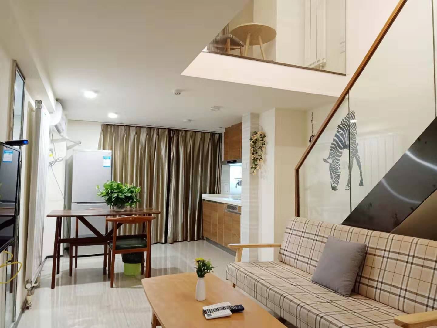 优质loft家庭房