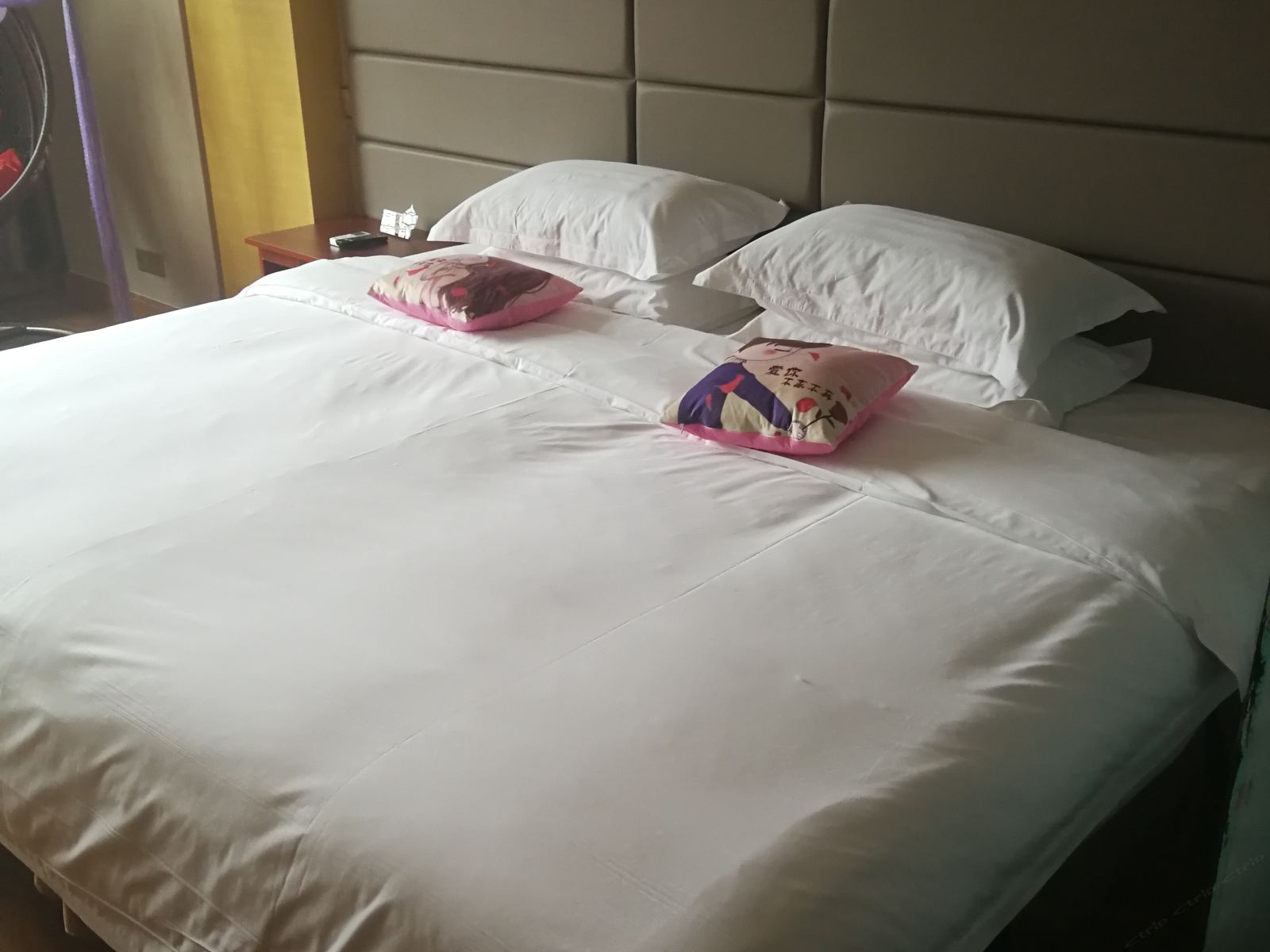 豪华大床房