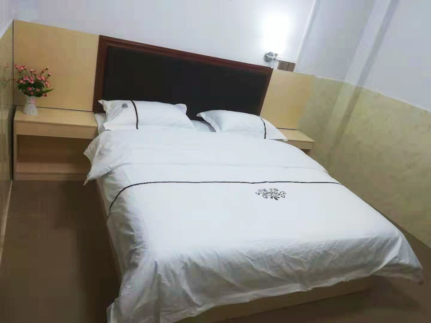 标准大床房