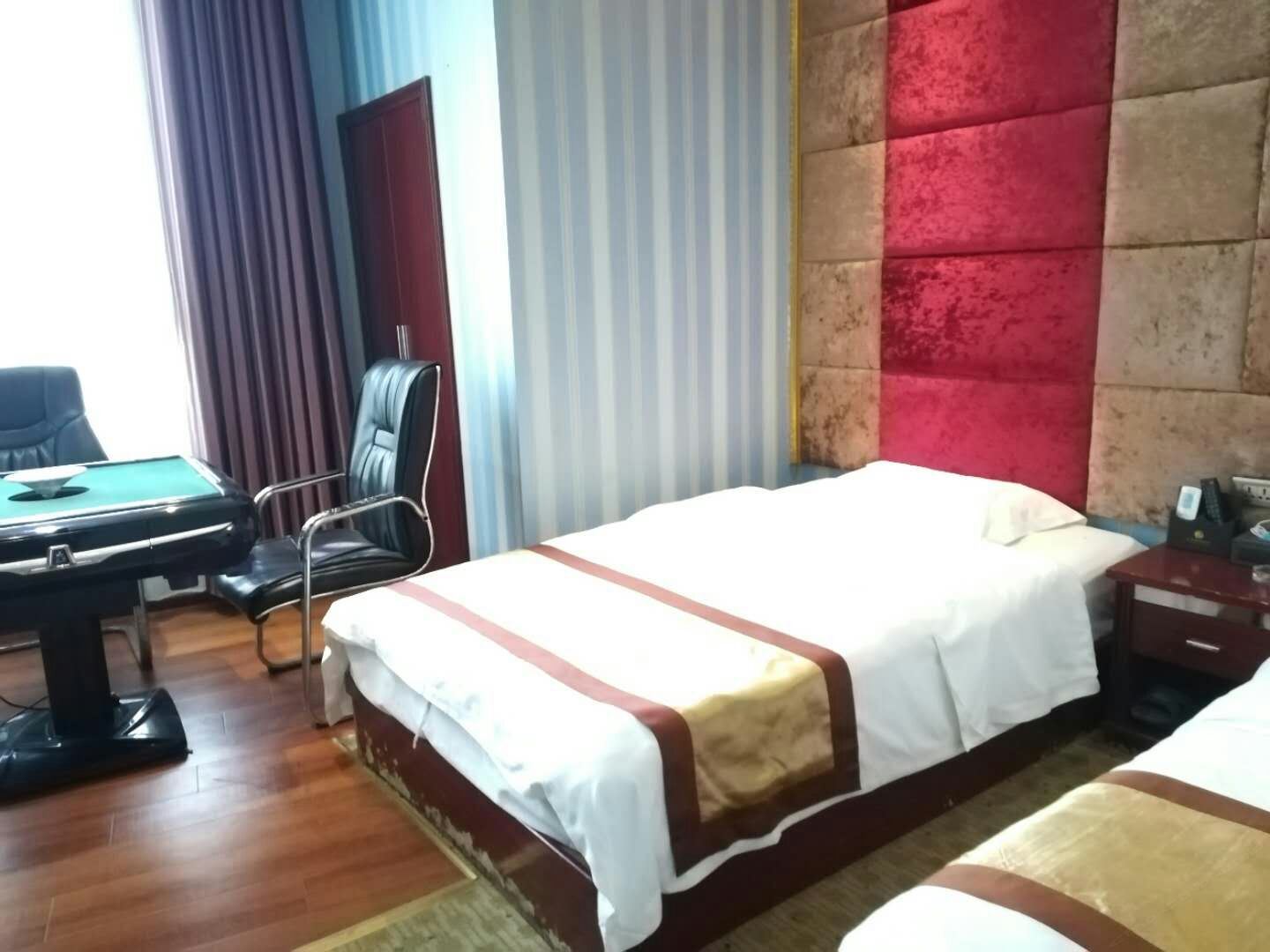 商务棋牌标间