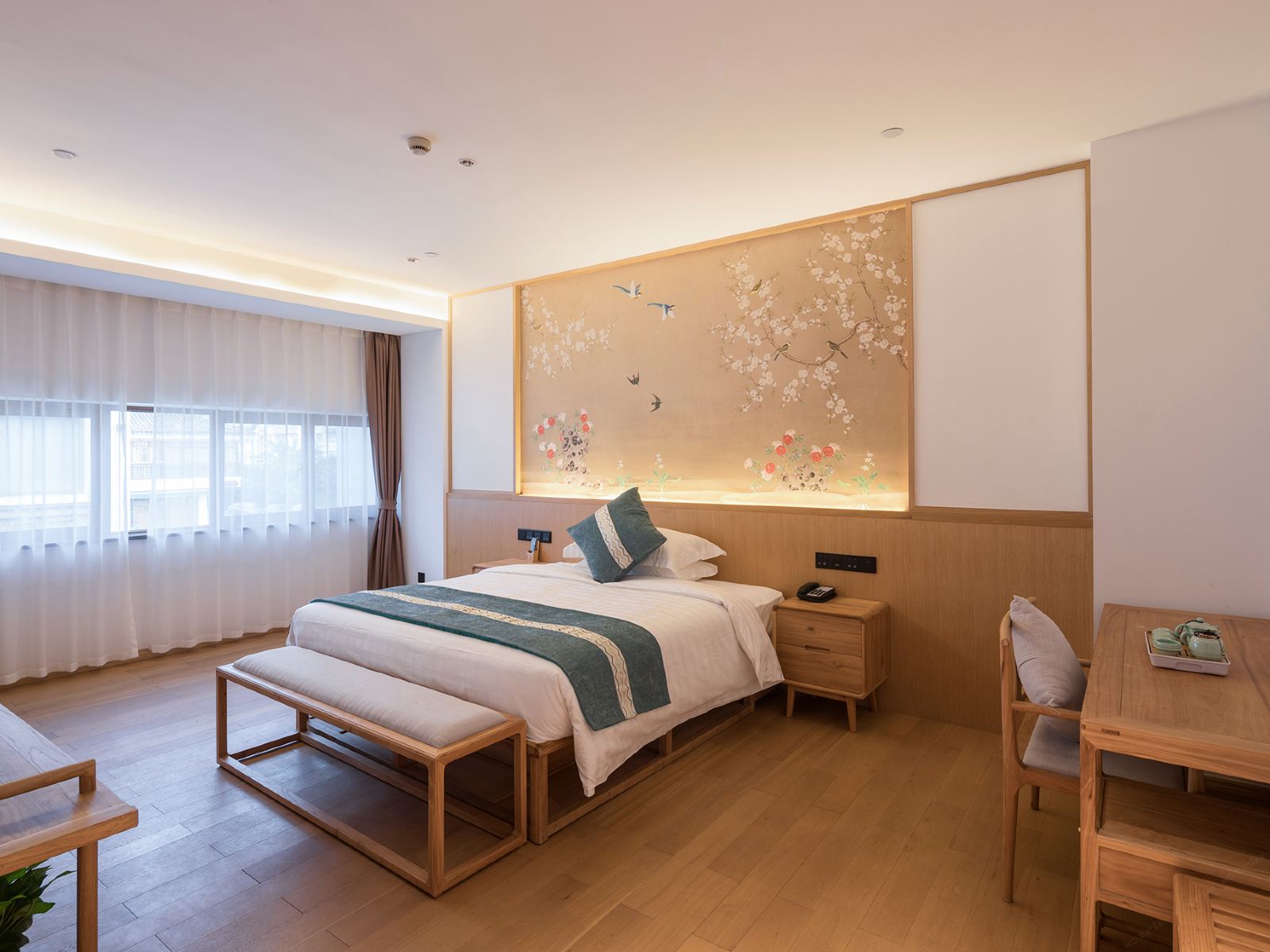 浪漫大床房