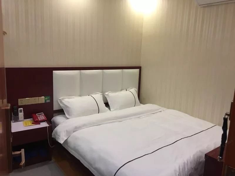 特惠大床房(无窗)