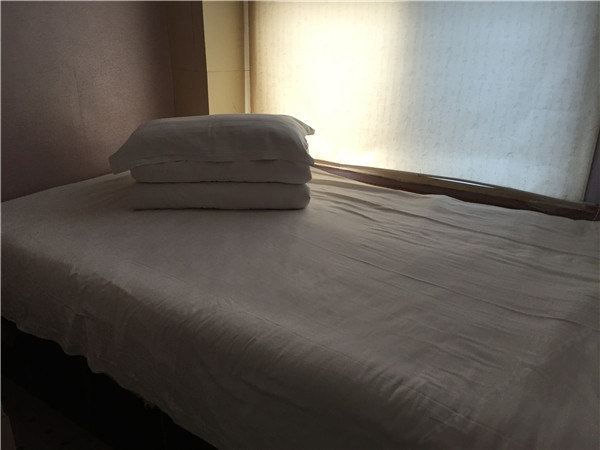 三人房