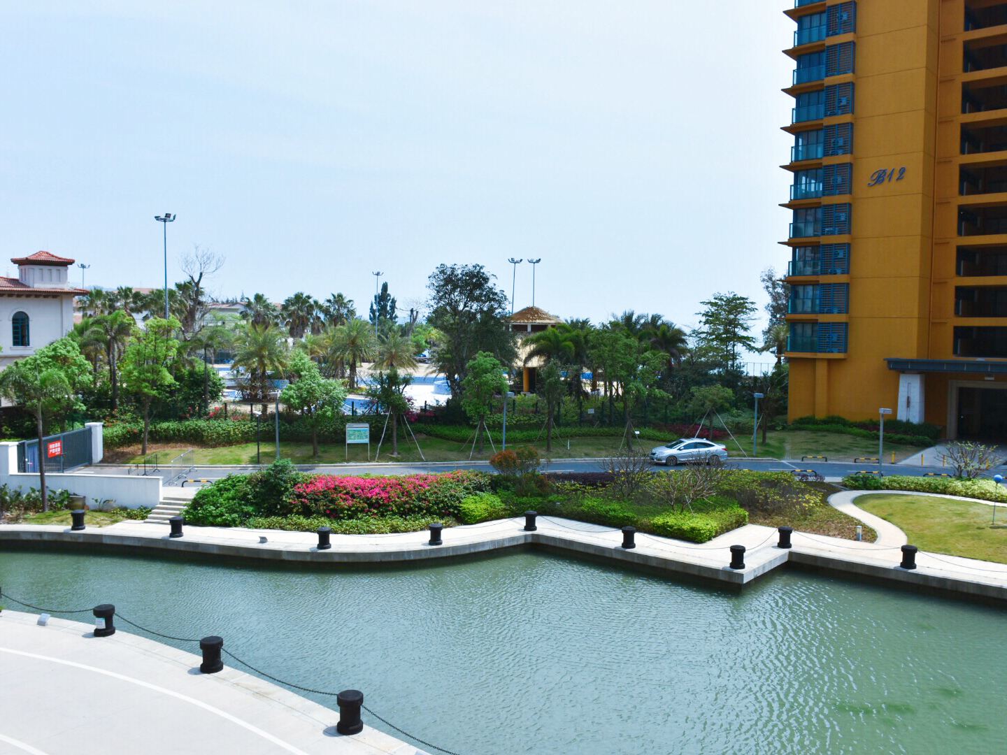 高级园景两房一厅