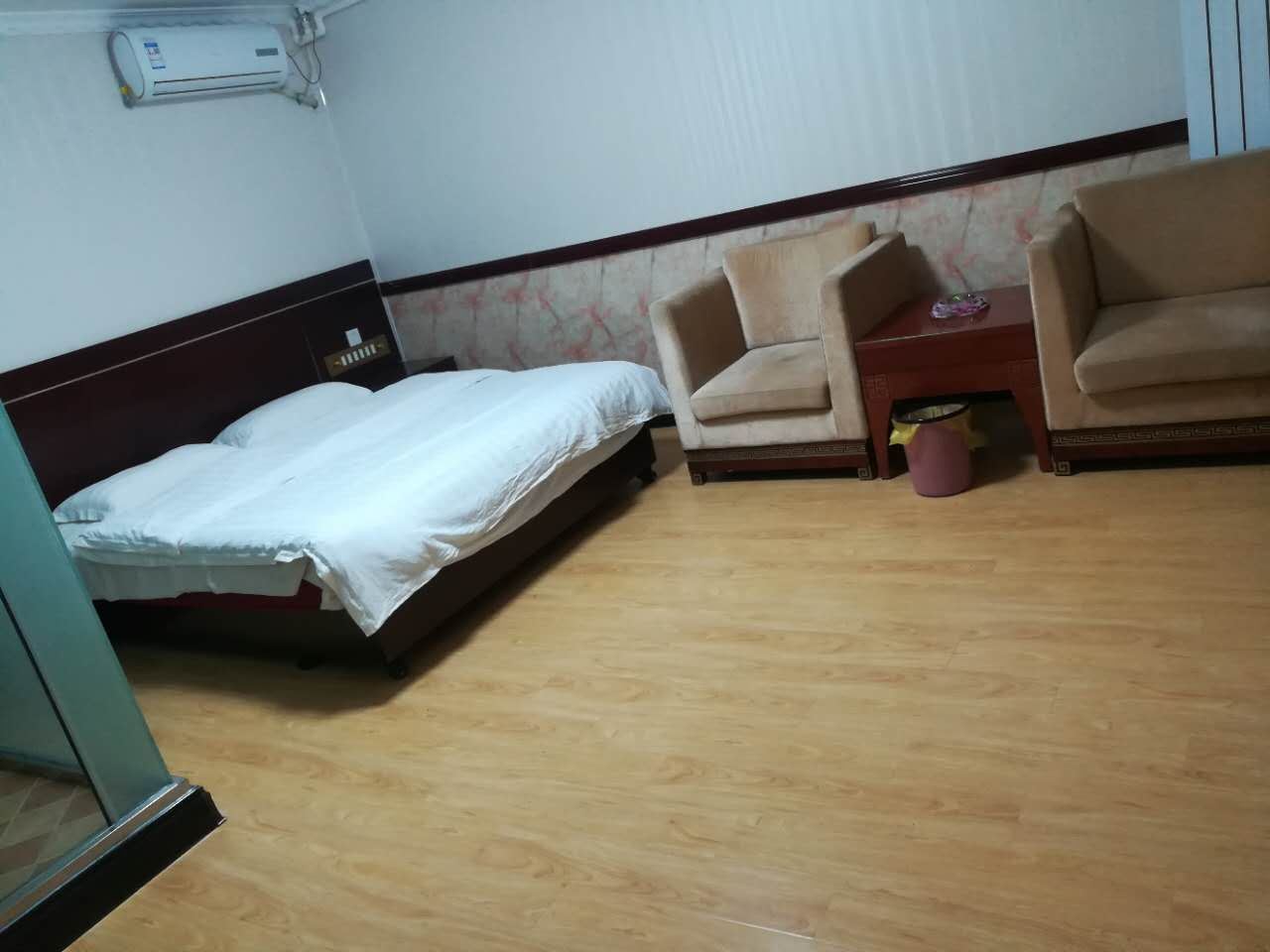 大床房