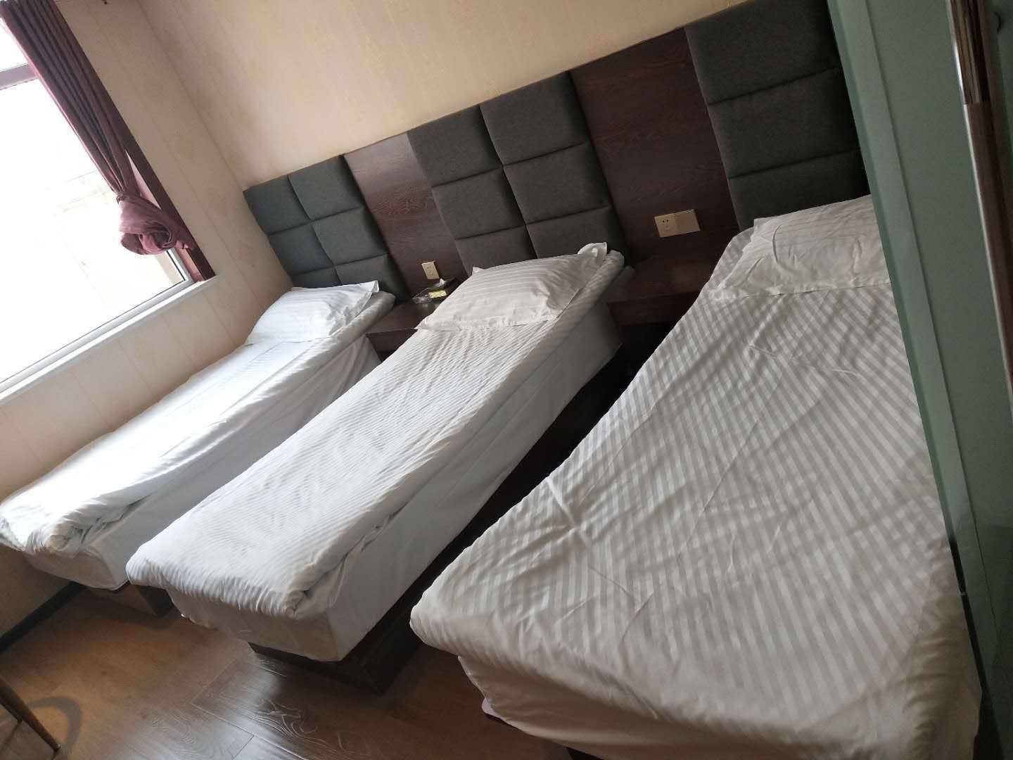 商务3人间