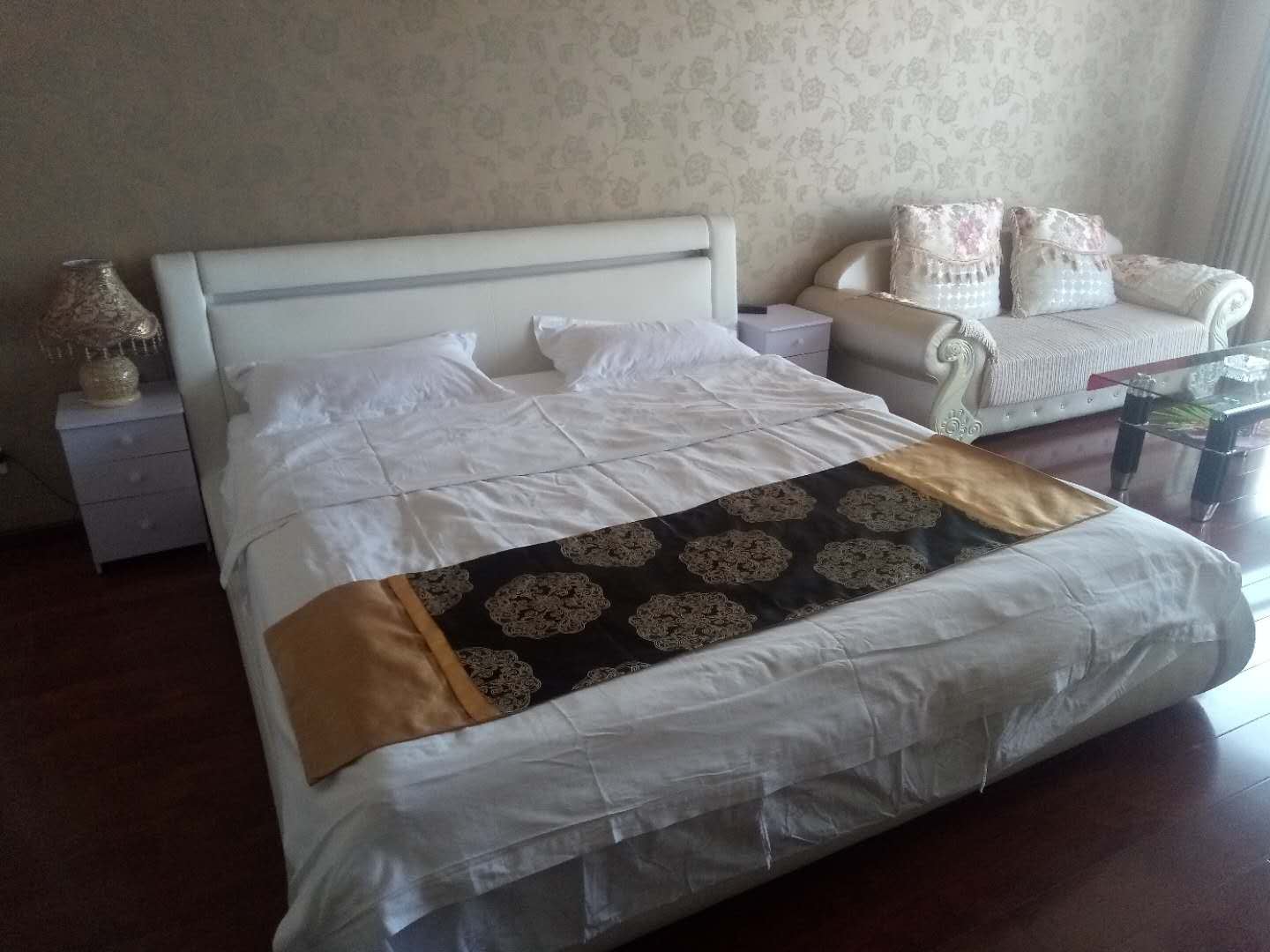 优品大床房