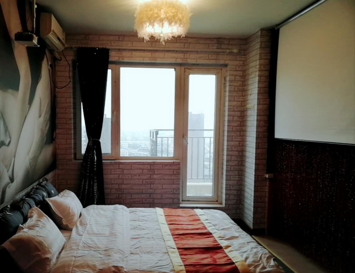 情趣影院大床房