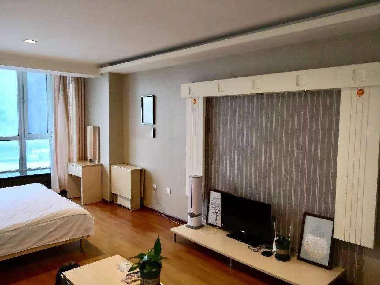 豪华大床房