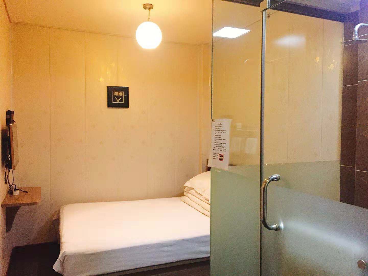 标准大床房