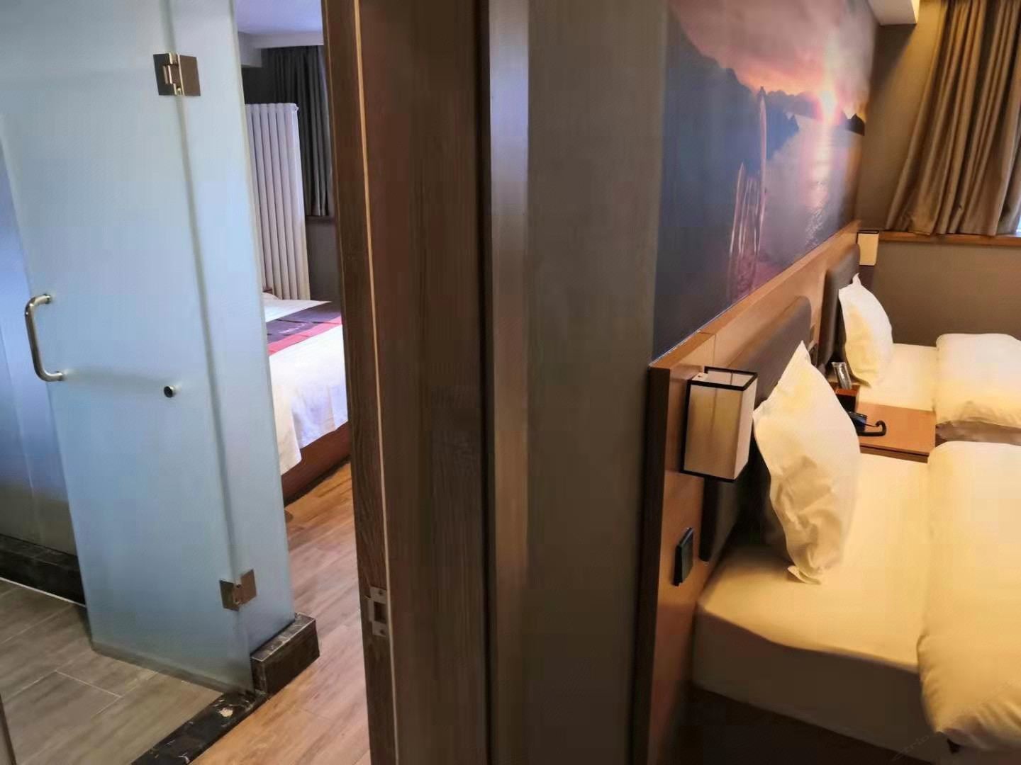家庭房