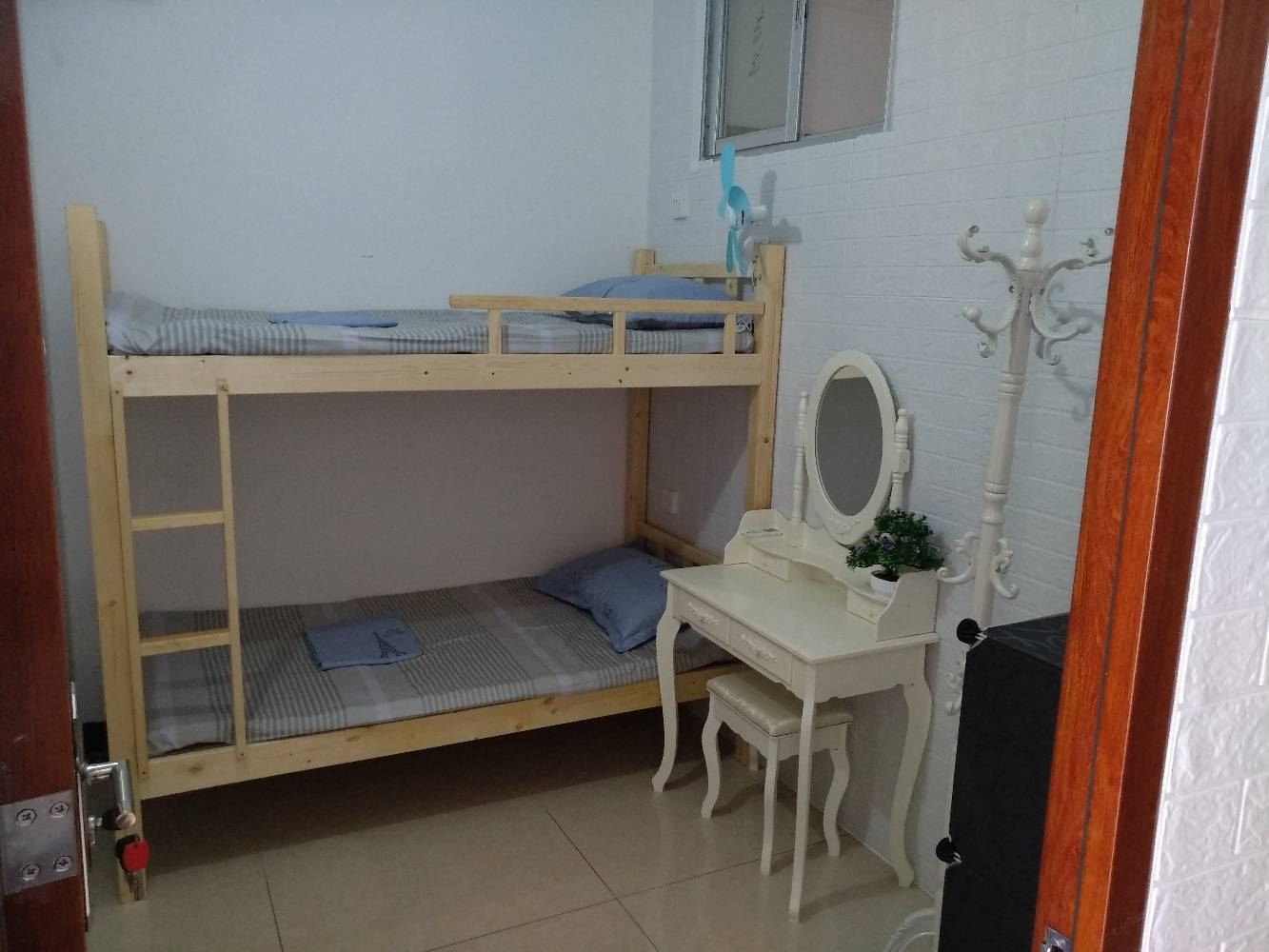 双子座二人间（床位）（公共卫浴）