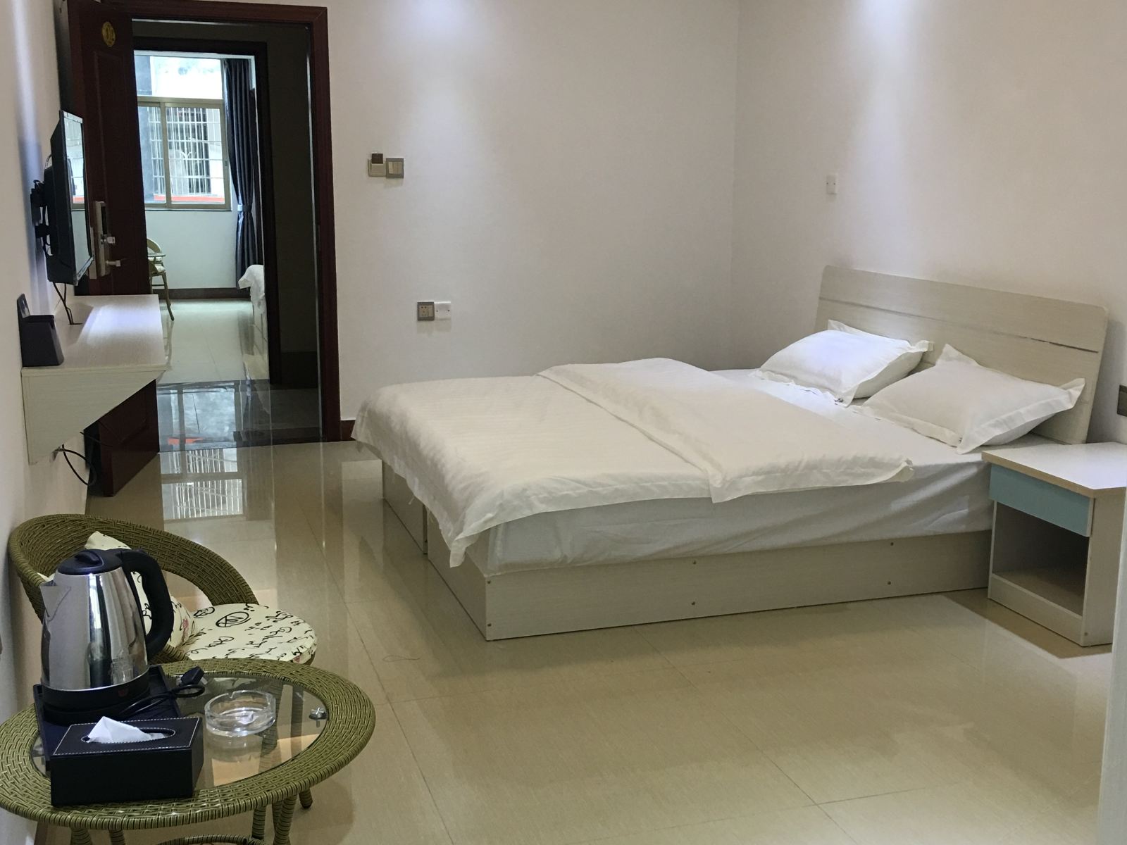 高级大床房