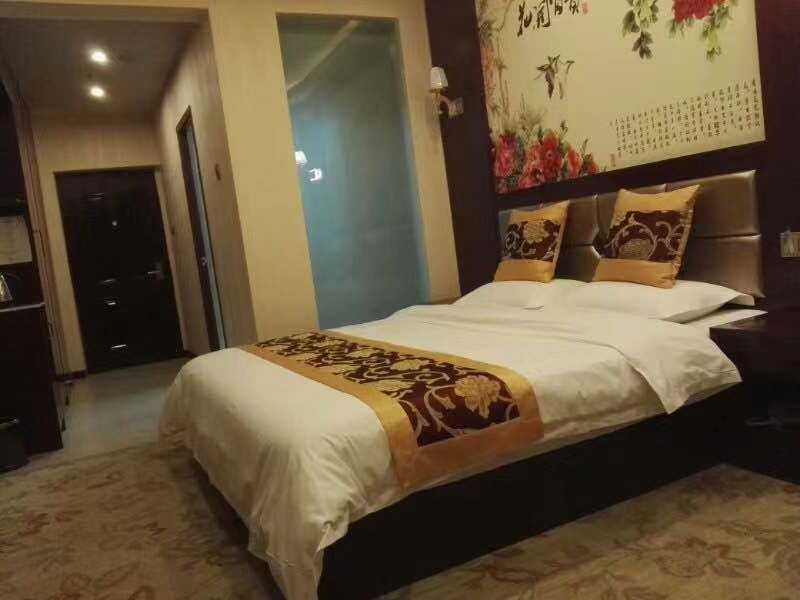 标准大床房