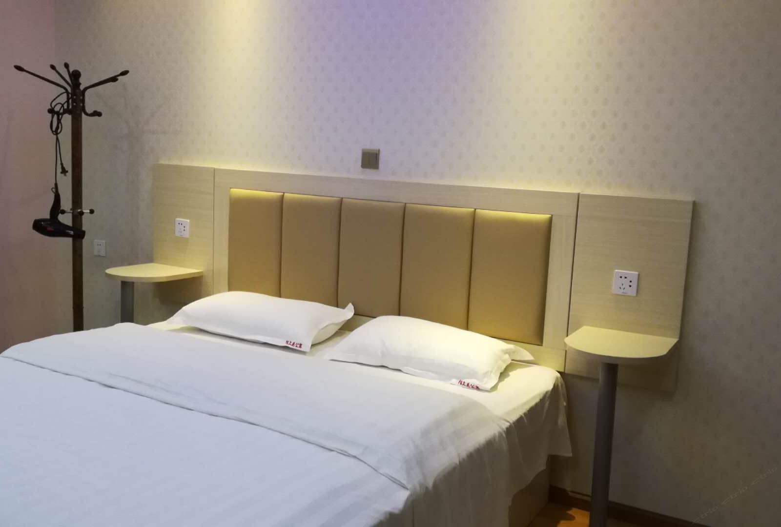 温馨大床房
