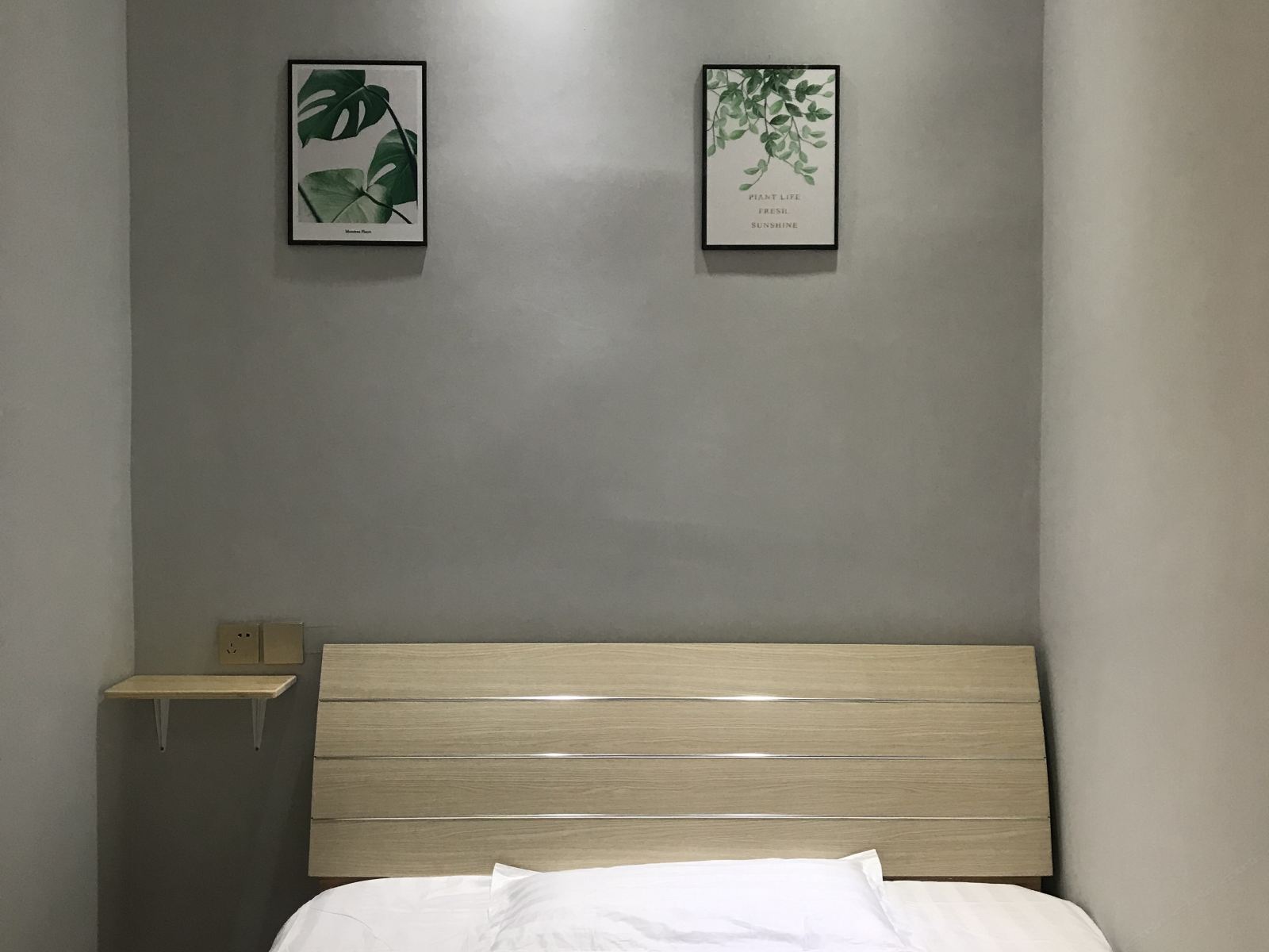 电脑大床房