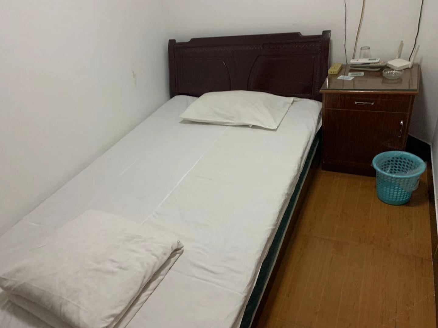 经济单人间