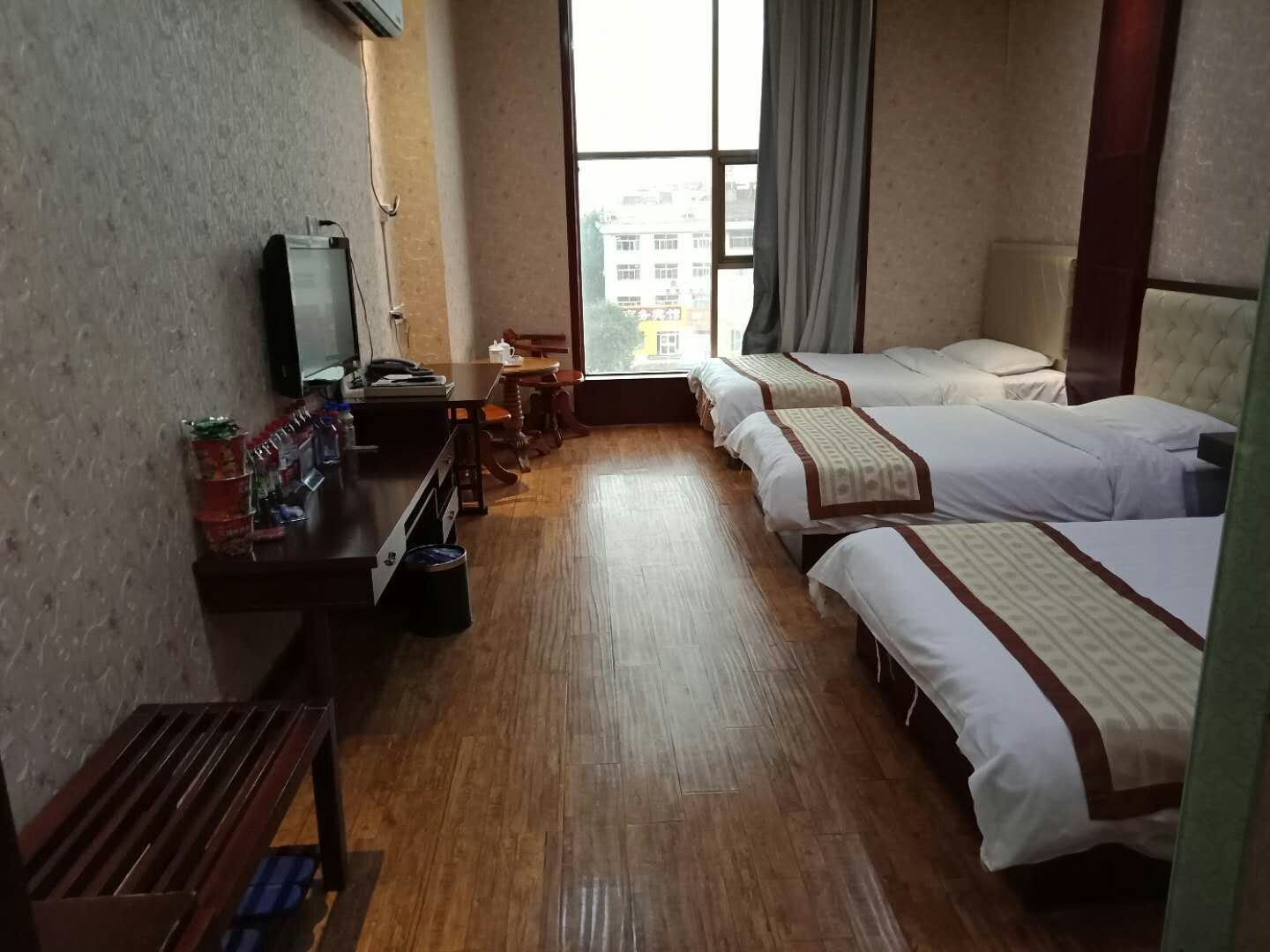商务三人间