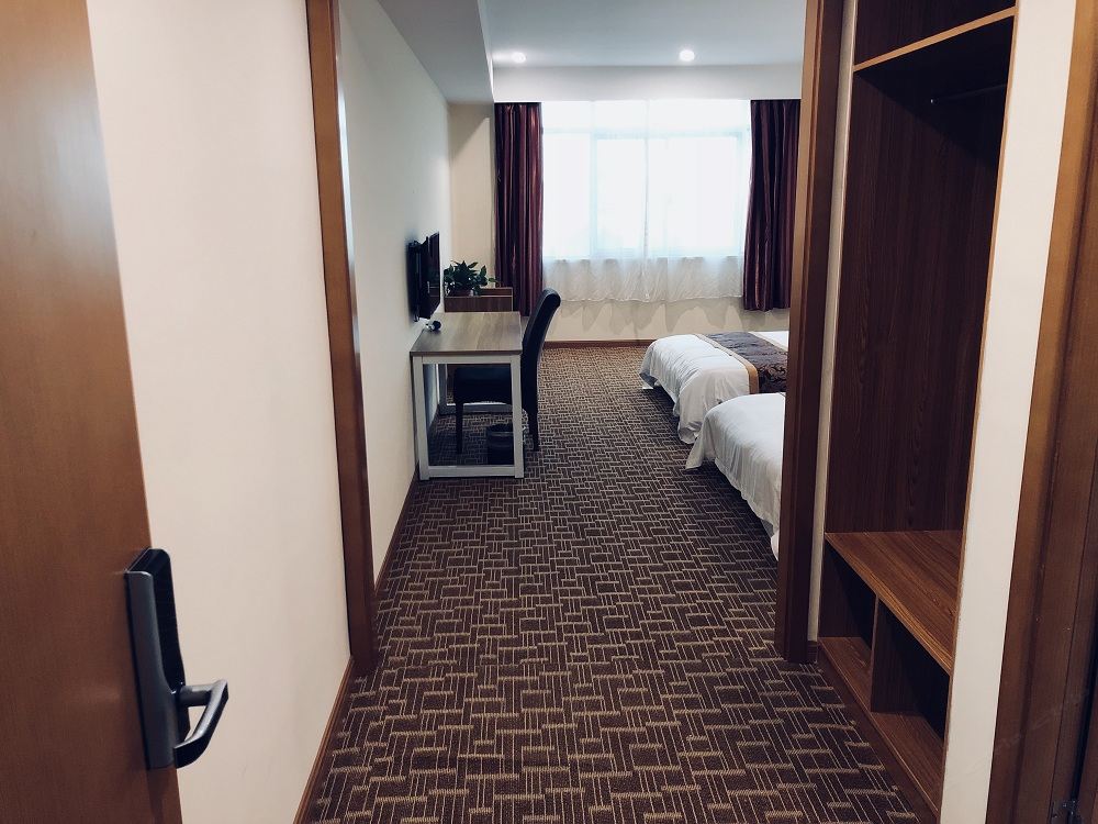 湖畔雅致双床房
