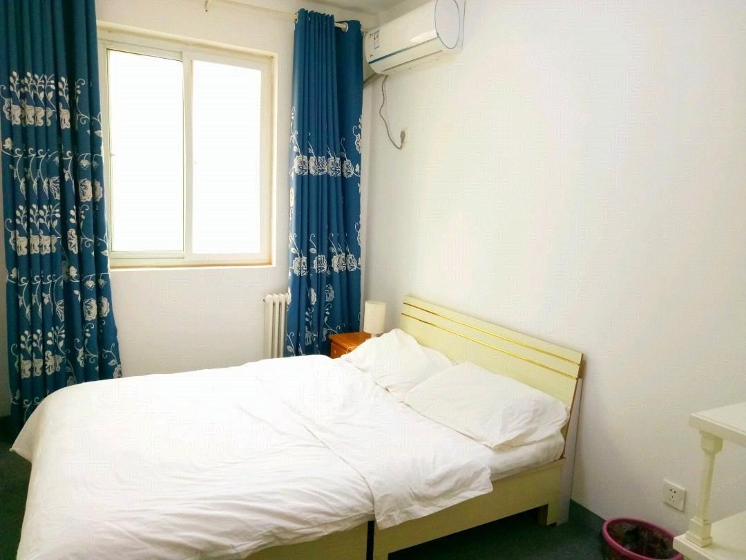 特价大床房(公共卫浴)