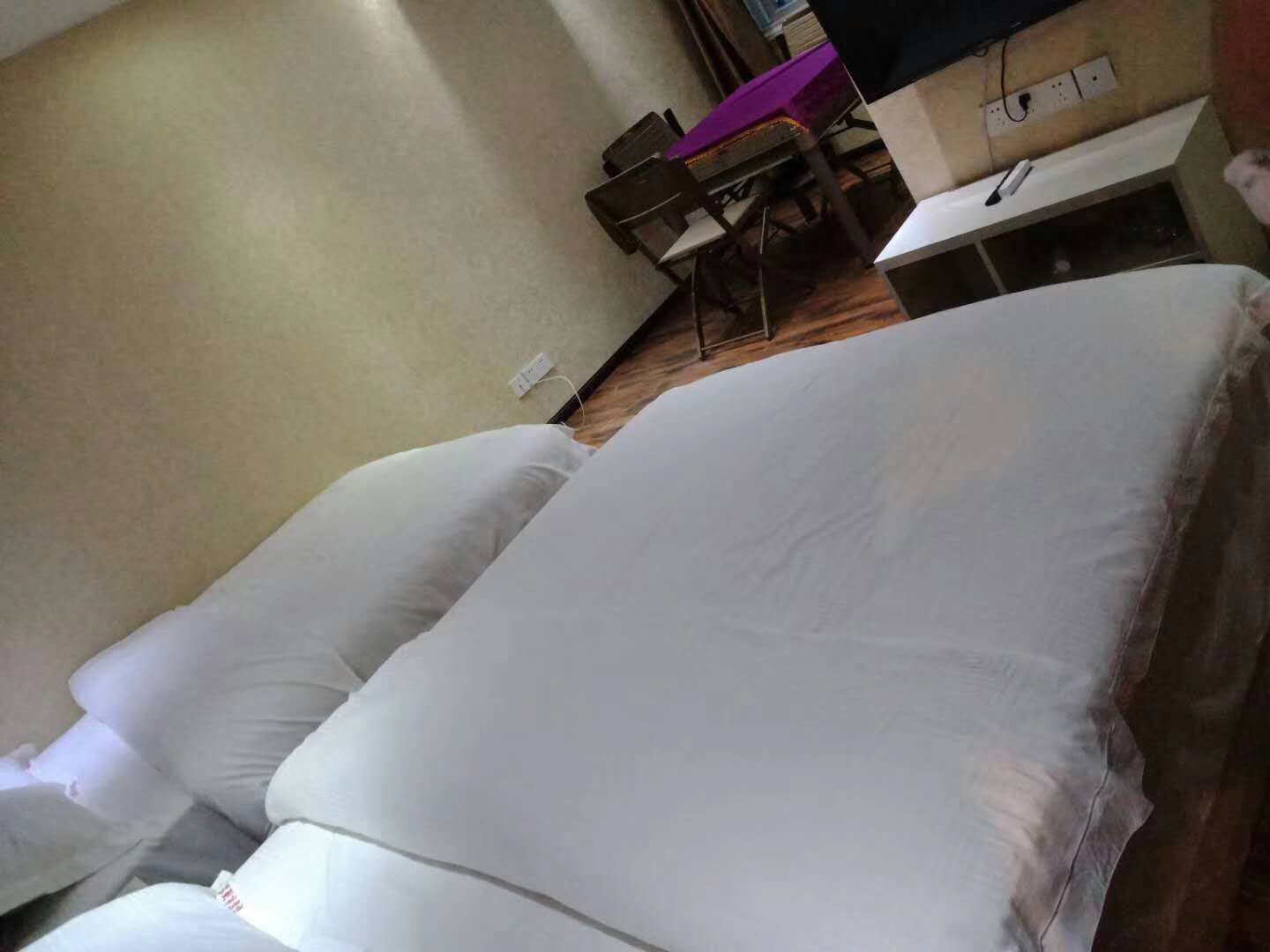 双人房