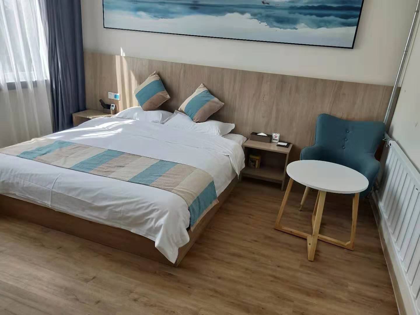 高级大床房