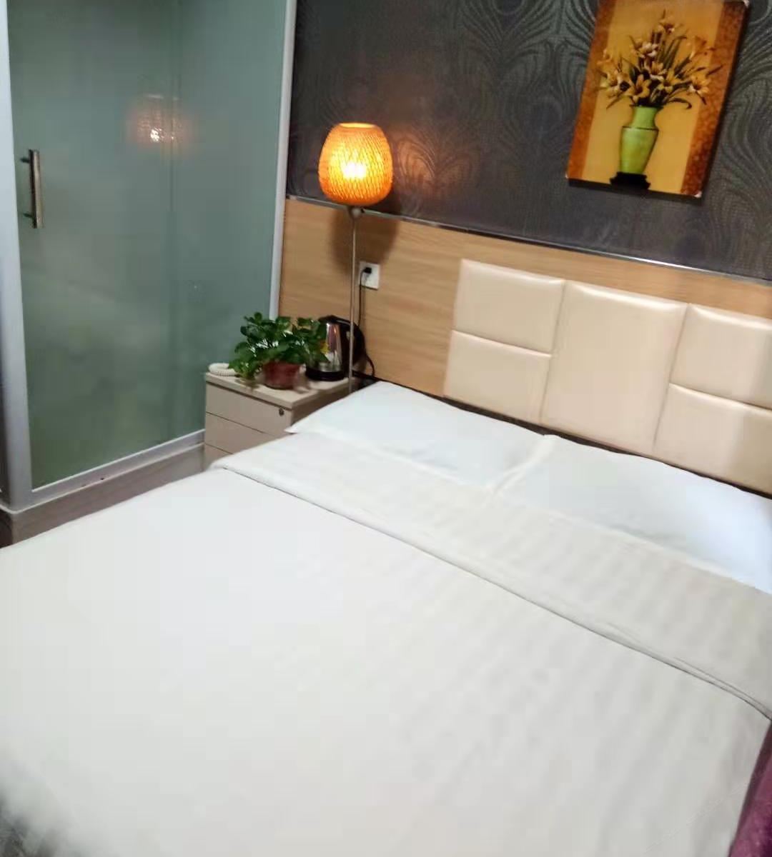温馨大床房