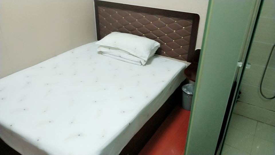 电脑大床房(无窗)