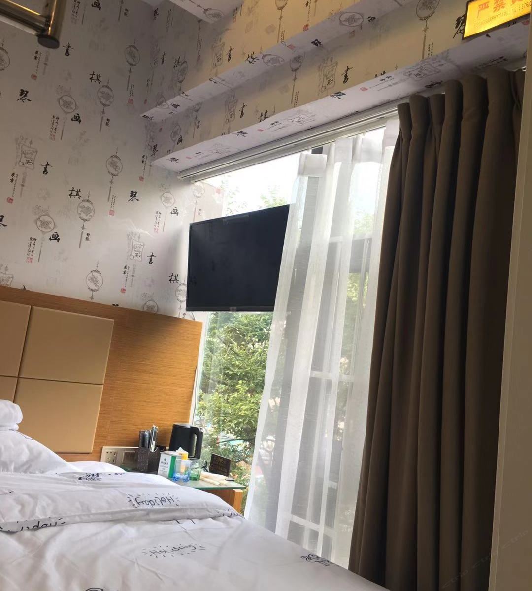 特惠小标间