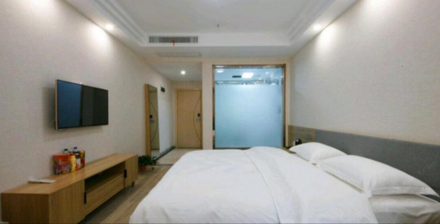 豪华大床房