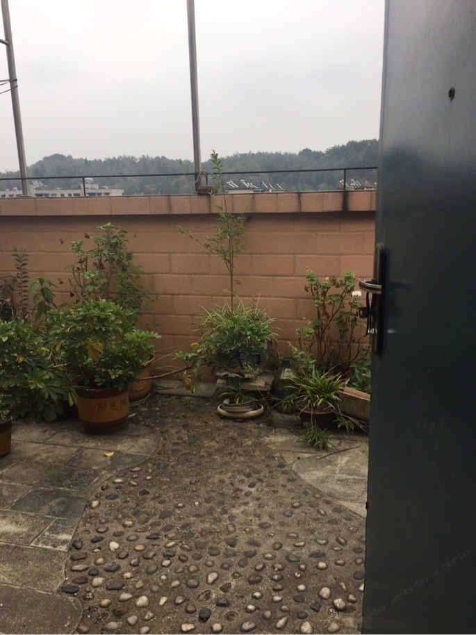 贵阳梁女士特色民宿
