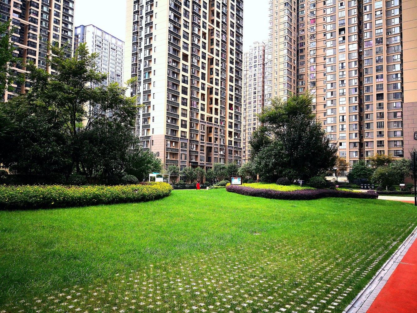 贵阳贵山秀水黔味舌尖公寓