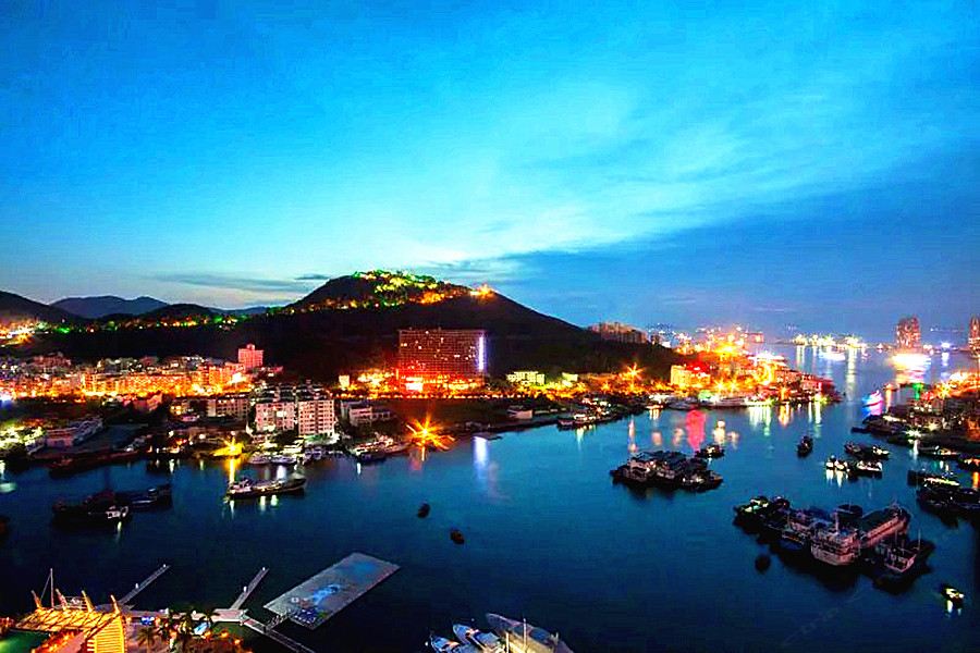 三亚大东海阿诺拉海港景公寓