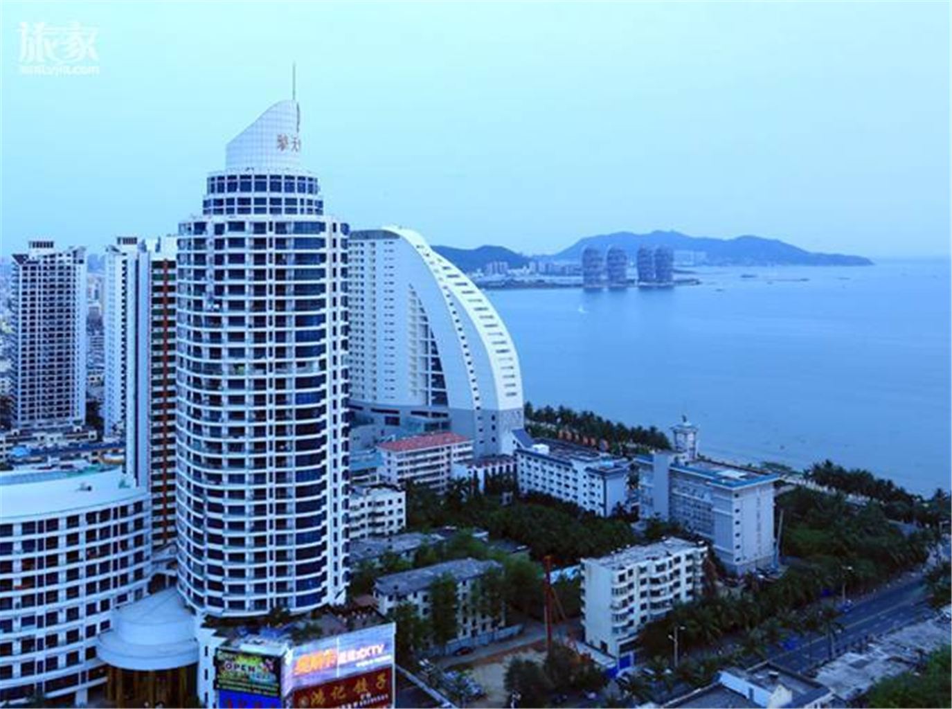 三亚湾金凤凰精品海景度假酒店式公寓