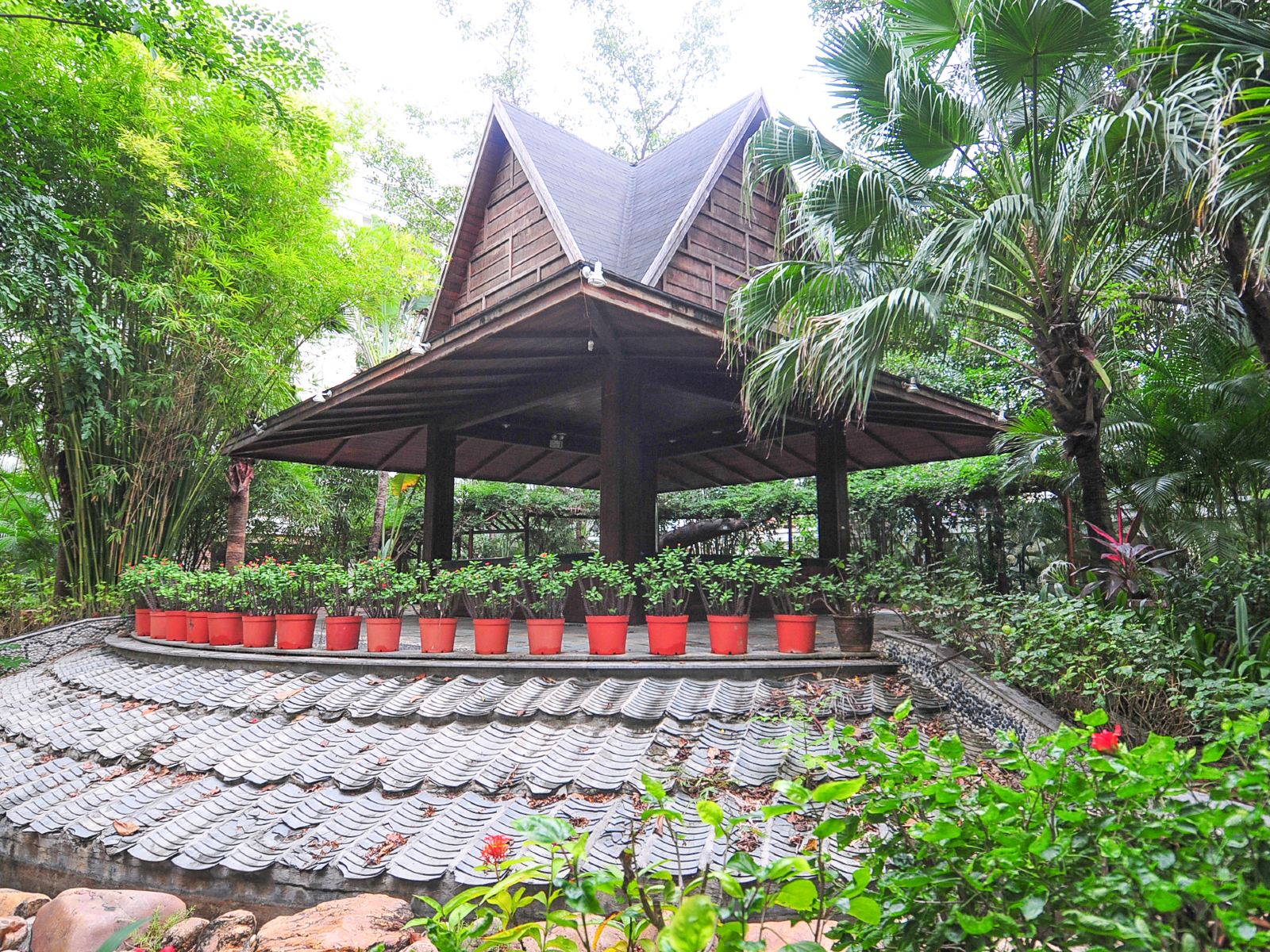 三亚一海依山度假公寓酒店