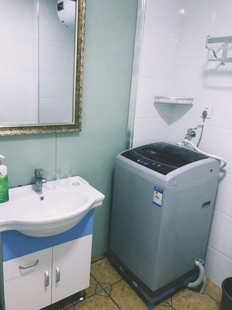 舒适温馨一室大床房