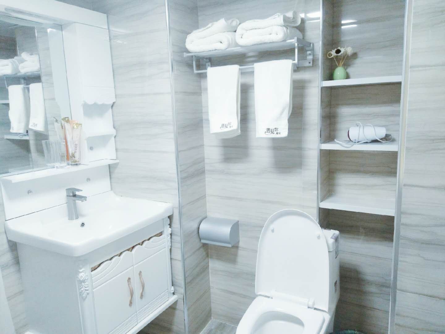 复式loft浪漫大床房