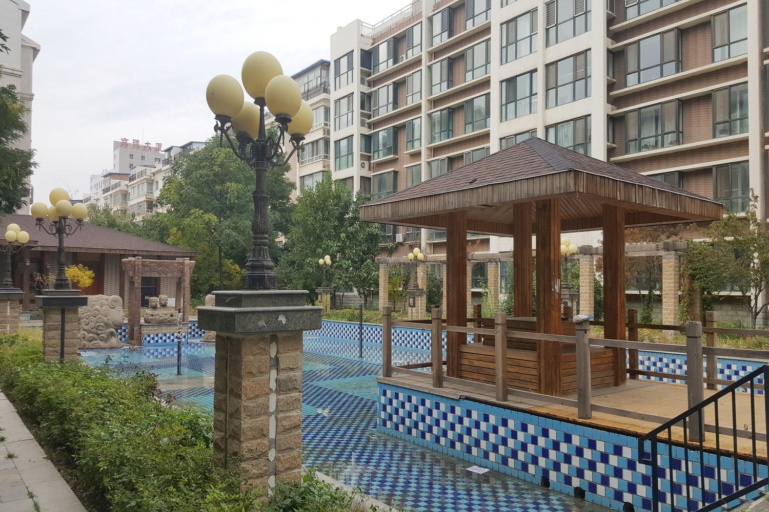 银川欢聚复式公寓