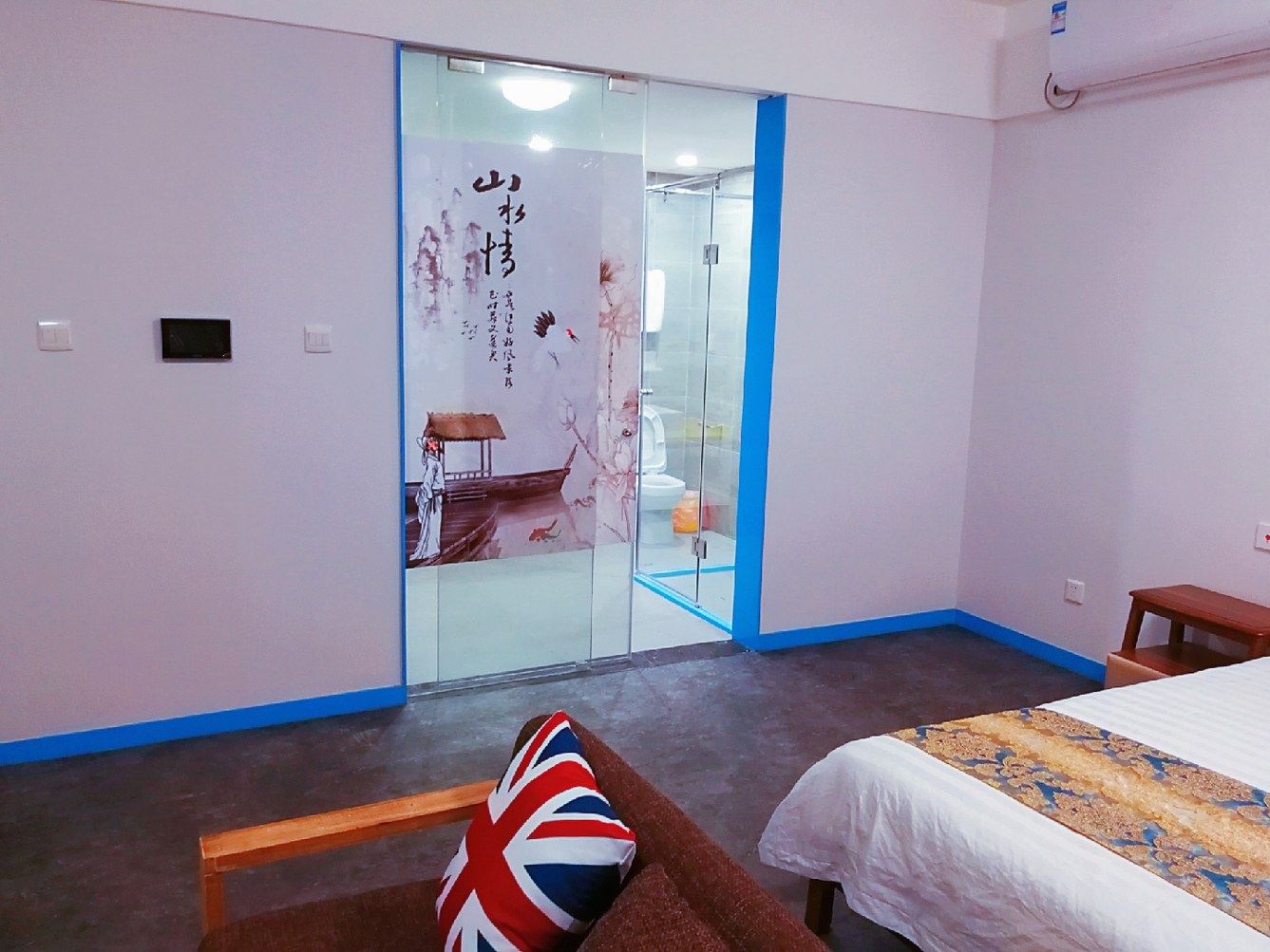 精致海景一室二床房