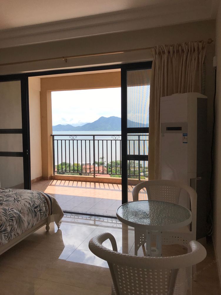 海景一室二床房