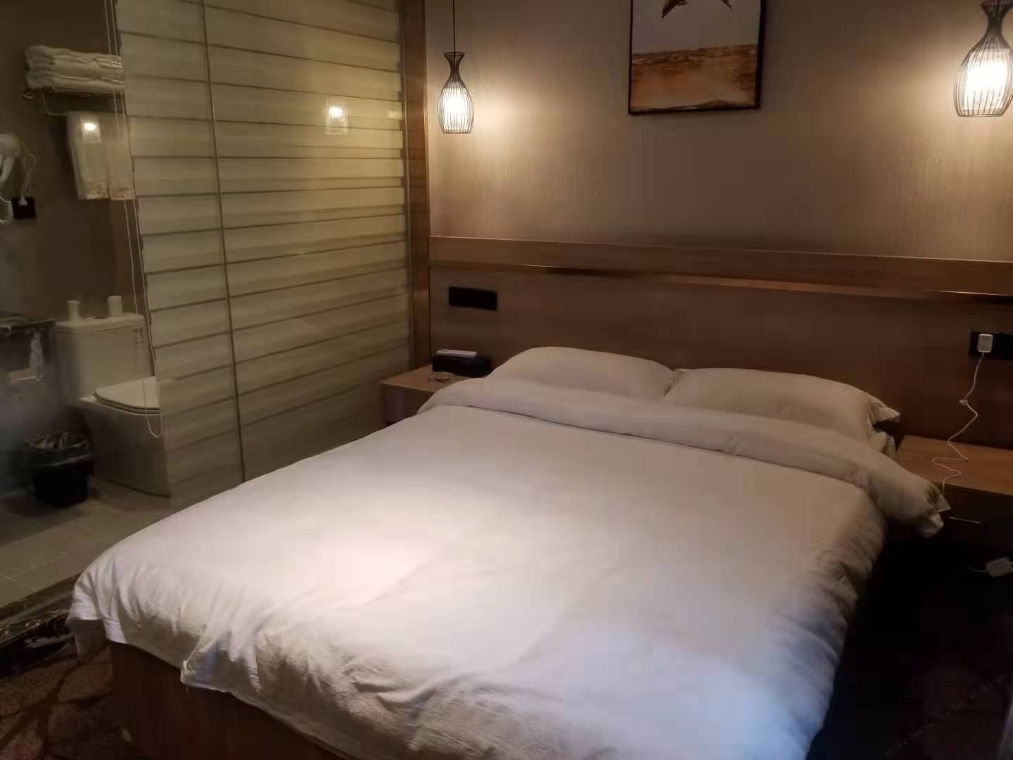 普通单间