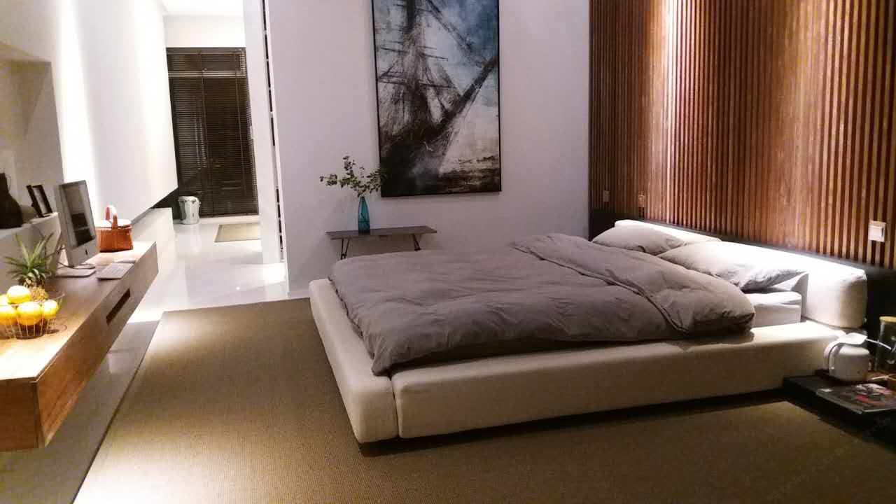 湖景大床房