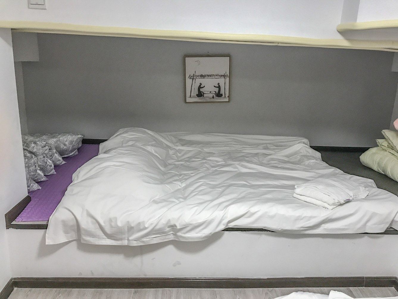 经典二室一厅套房
