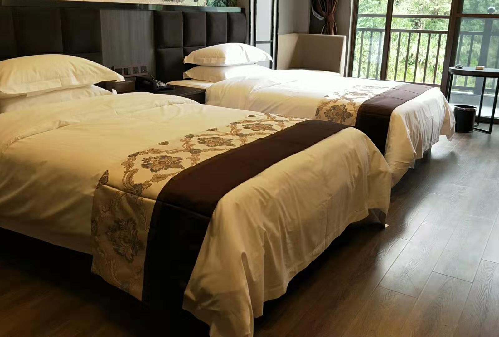 山景高级双床房