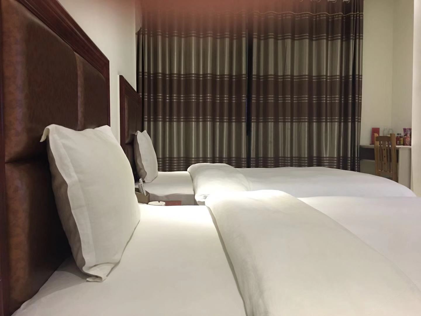 标准双间