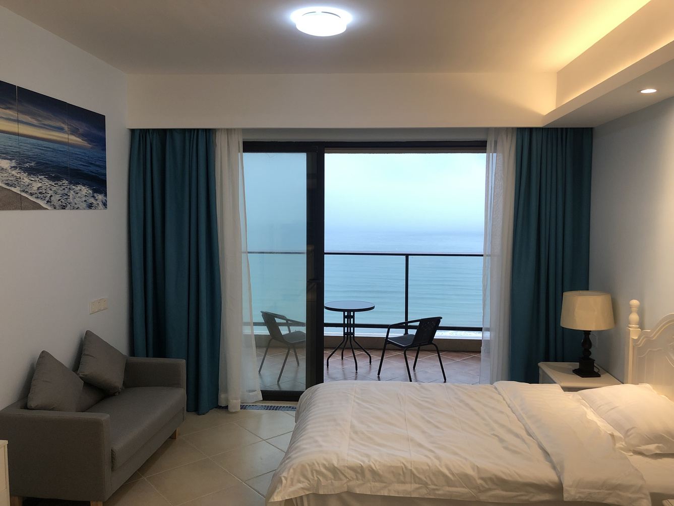 海景一室二床房