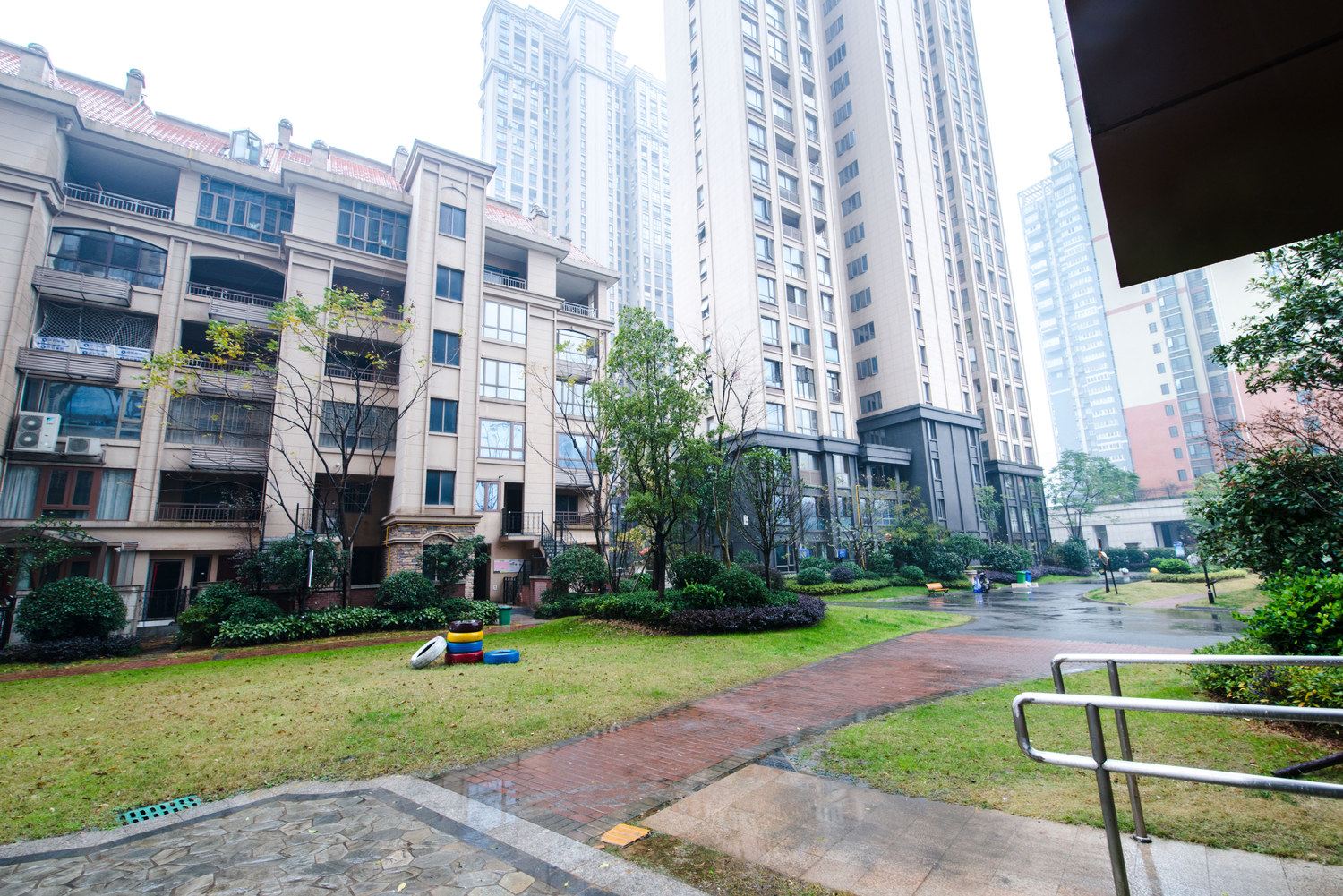 长沙长沙岳麓山近渔人码头沿江清新自然大三居普通公寓(含光路店)