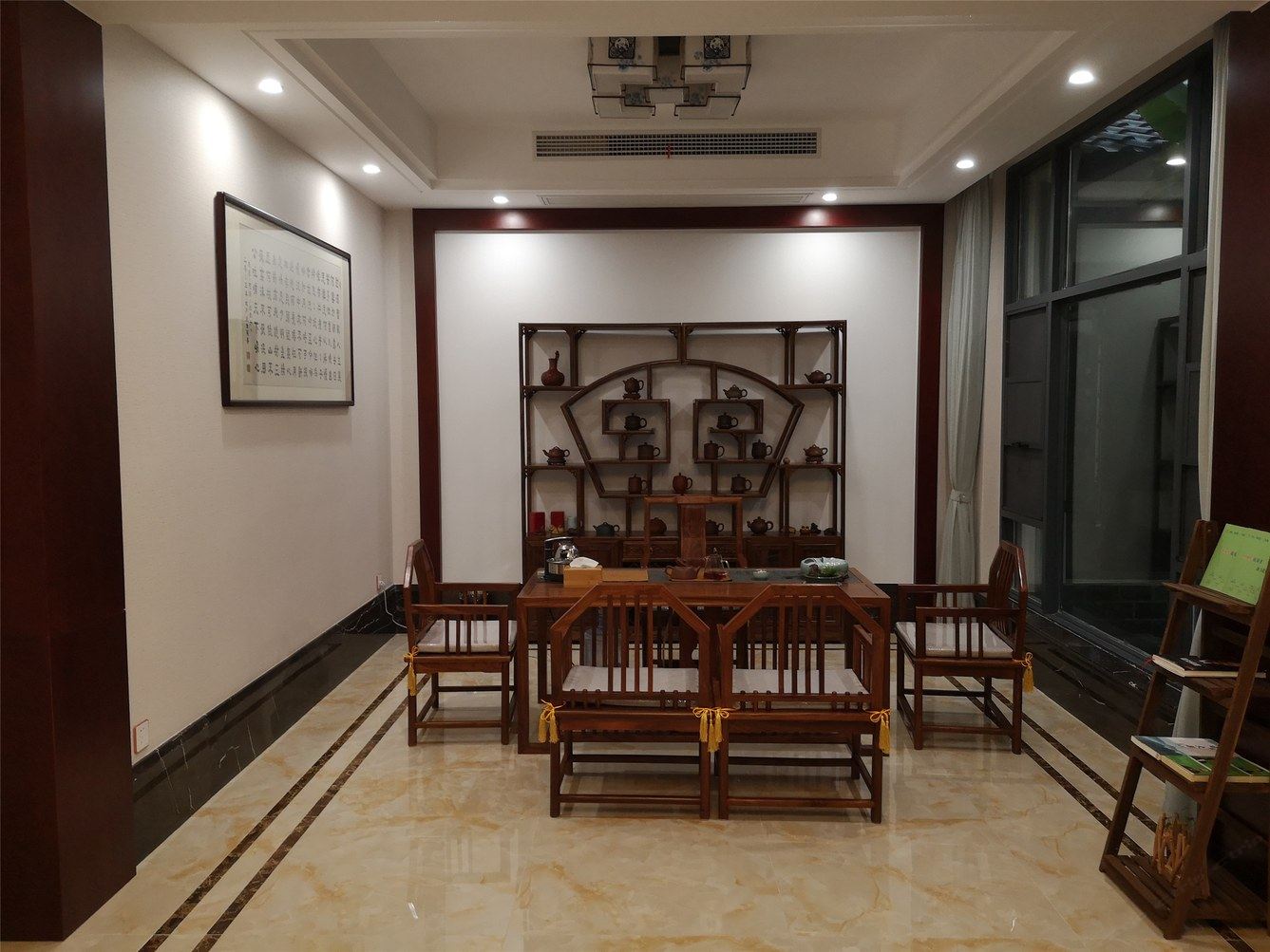 榻榻米标间